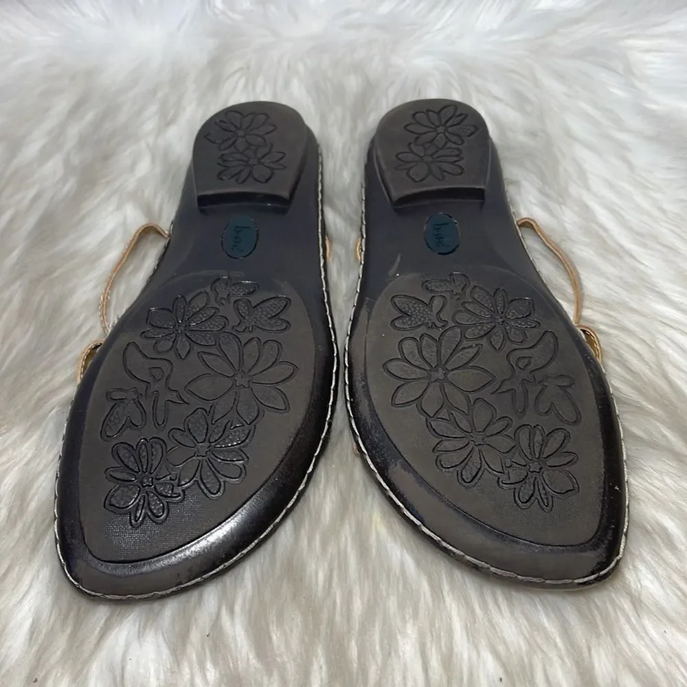 Born BOC Champagne Floral Cutout Thong Sandals‎ Sz 9